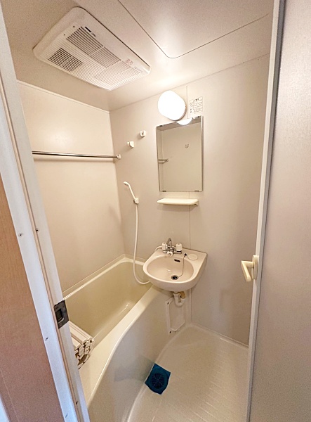 バス・シャワールーム　嬉しいバス・トイレ別