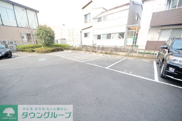 駐車場　駐車場