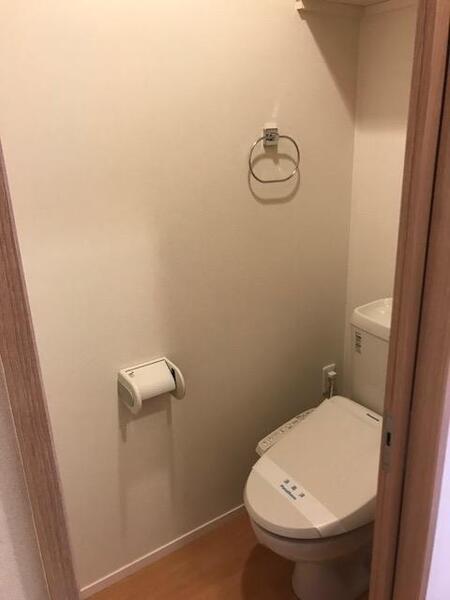 グランディール山手Aのトイレ写真