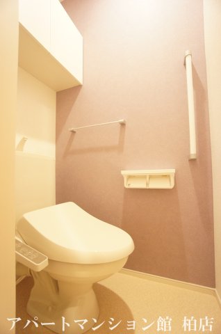 ラヴィアンローズCのトイレ写真