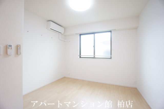 ラヴィアンローズCの内装写真