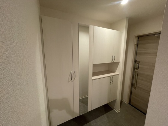 玄関　※別部屋の写真です