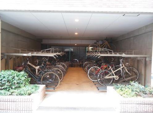 駐車場　駐輪場
