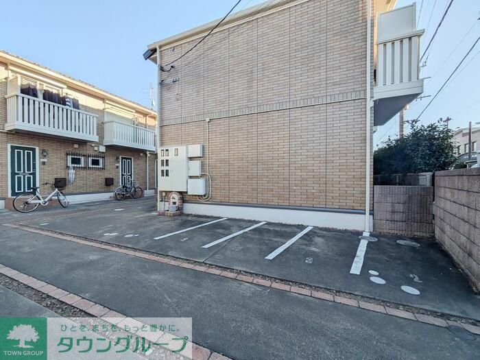 駐車場　駐車場