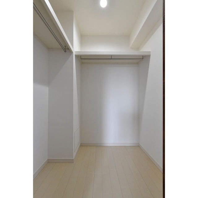 収納　※別部屋写真、現況優先