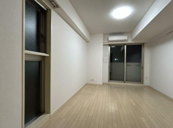 居室・リビング　9帖のお部屋です。