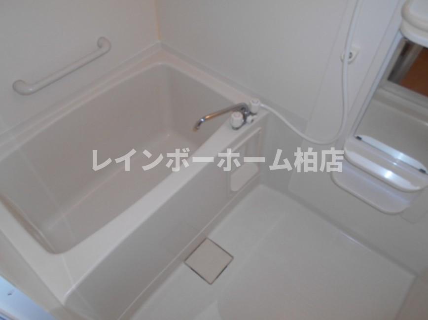 バス・シャワールーム　お風呂です