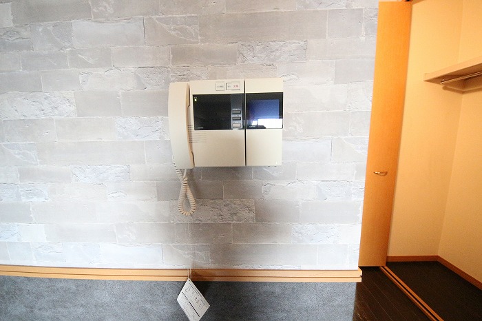 セキュリティ　同タイプの写真です。現状優先です。