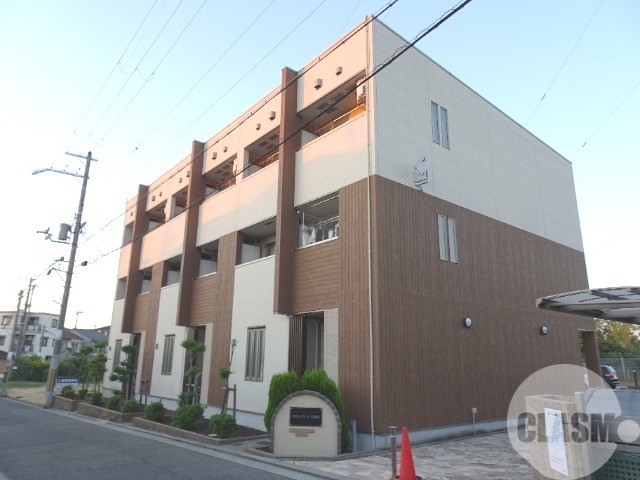 堺市東区石原町のアパートの建物外観