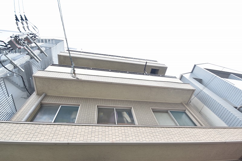 広島市中区猫屋町のマンションの建物外観