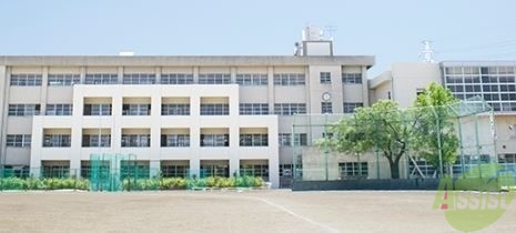 【尼崎市南塚口町のアパートの中学校】