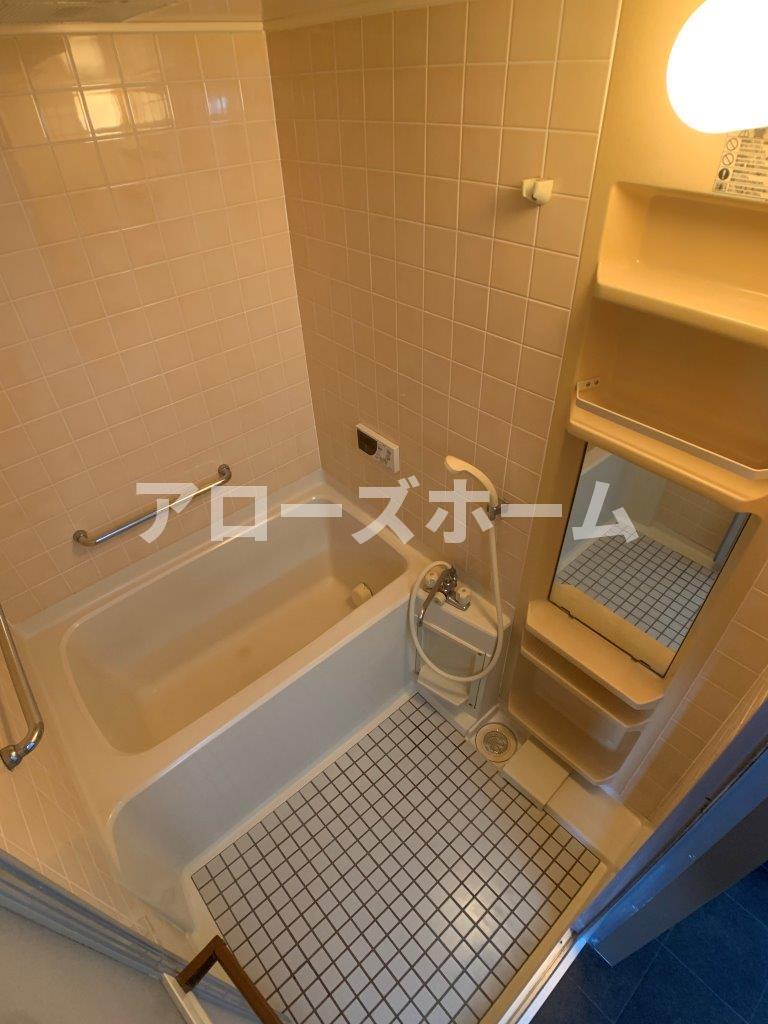 【神戸市西区竜が岡のマンションのバス・シャワールーム】