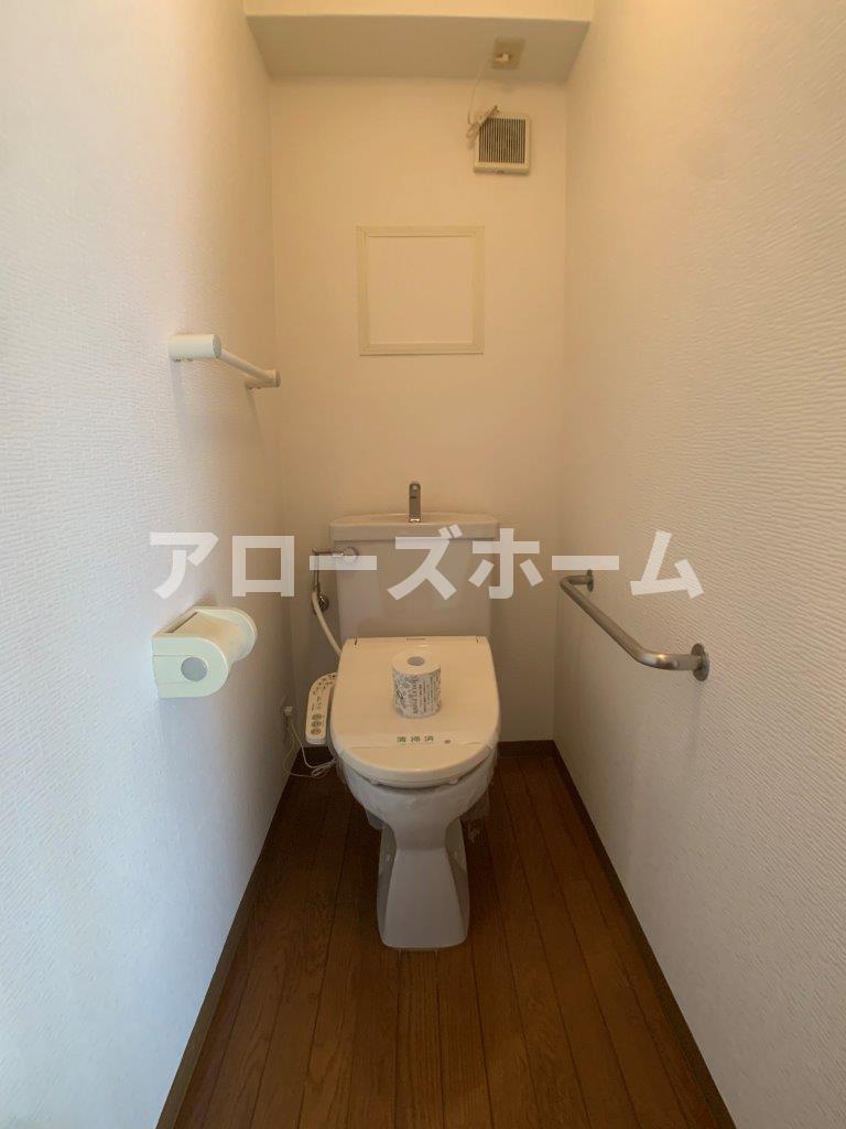 【神戸市西区竜が岡のマンションのトイレ】