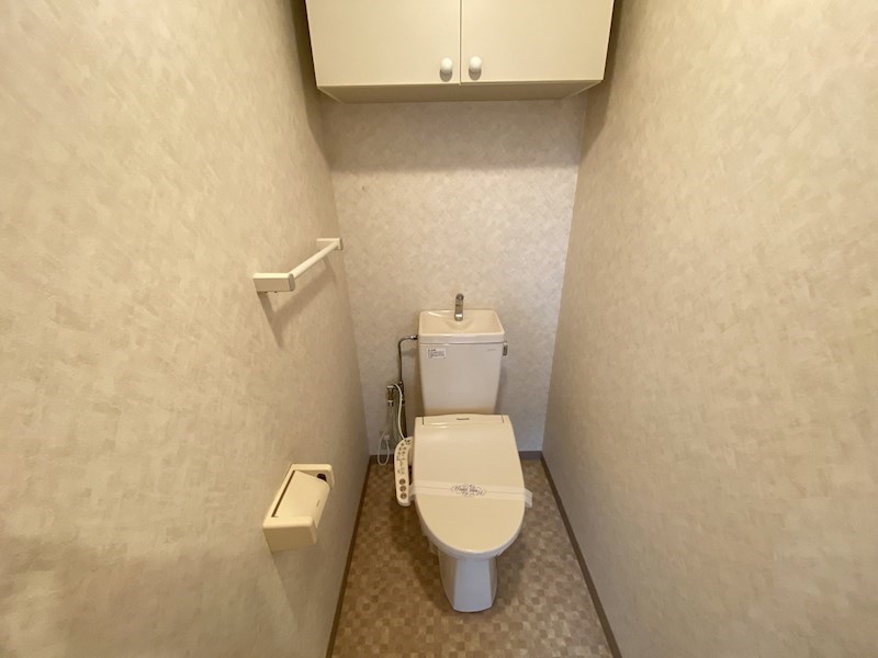 トイレ　シャワー付