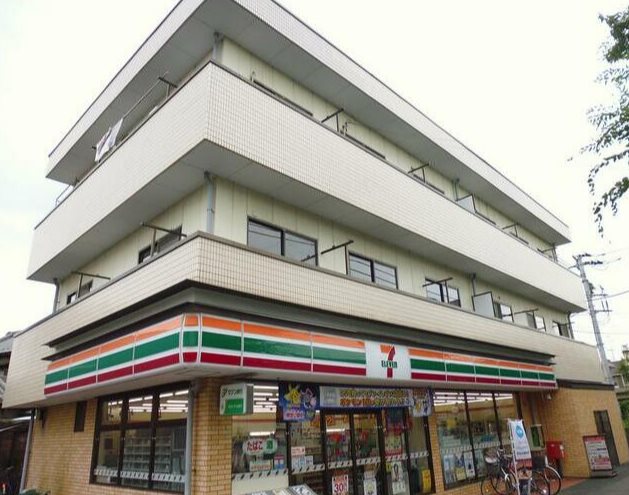 伊藤マンションの建物外観