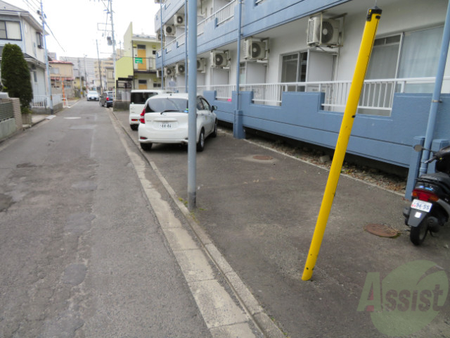 【仙台市宮城野区幸町のマンションの駐車場】