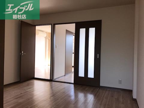 居室・リビング　リビング