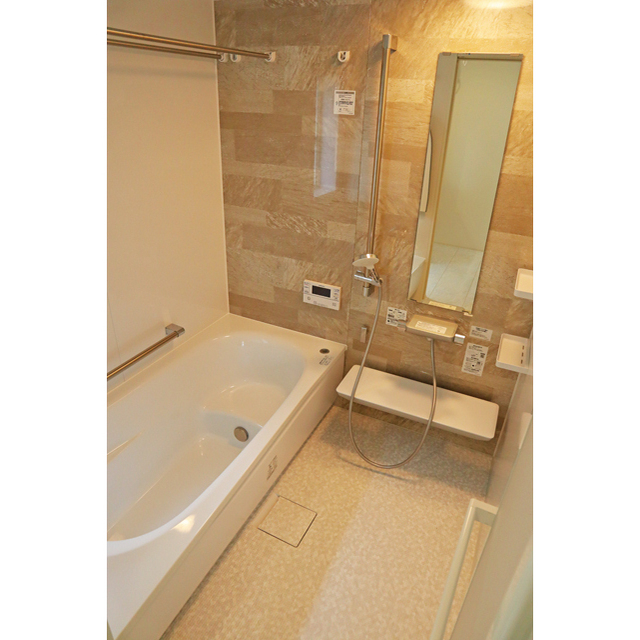 バス・シャワールーム　バス