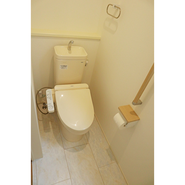 トイレ　トイレ