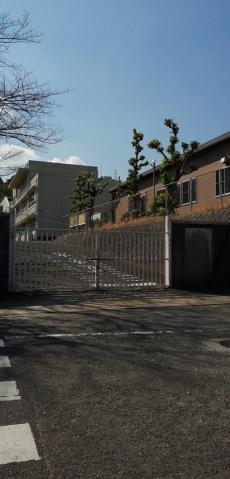 中学校　自由ケ丘中学校（中学校）まで1316m