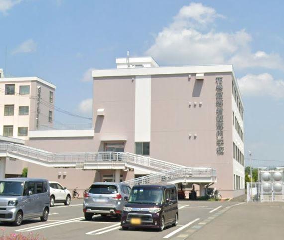 大学・短大　花巻高等看護専門学校（大学・短大）まで750m