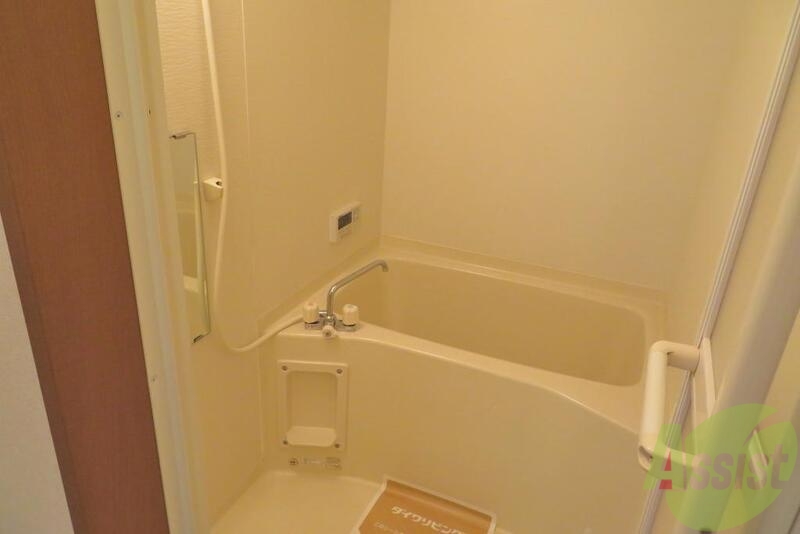 バス・シャワールーム　ピカピカのお風呂がいいですね、ゆっくり疲れを癒せそう