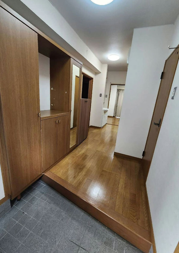 KOHARAマンションの玄関写真