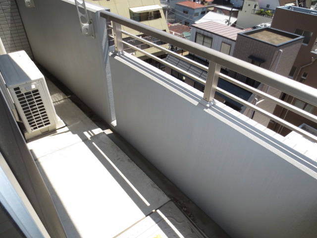 バルコニー　※別部屋の参考写真です。