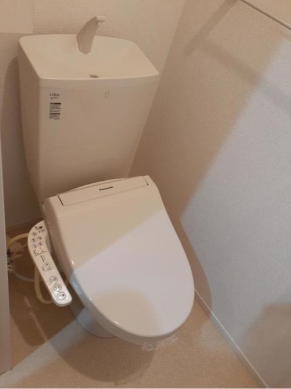 トイレ　図面と現状に相違がある場合には現状を優先