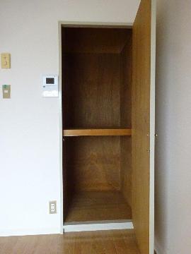 スカイマンションⅡ　収納　収納