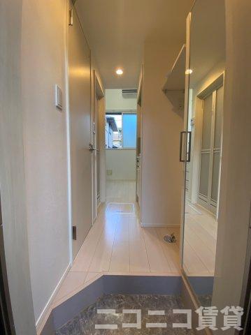 玄関　別号室イメージの為、現状を優先致します。