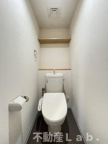 トイレ　※同型タイプのお写真です。
