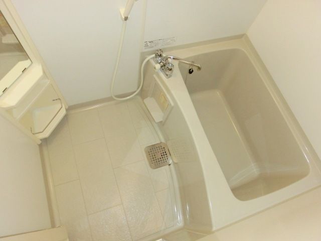 バス・シャワールーム　一日の疲れを癒せるバスルームです！