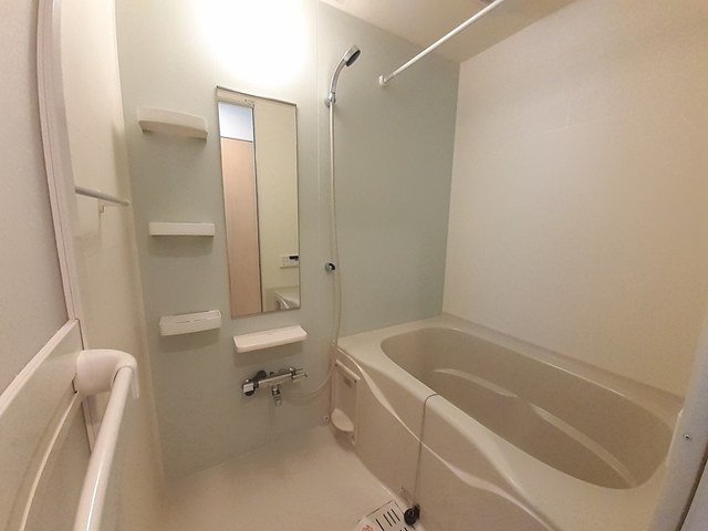 バス・シャワールーム　日々の疲れを癒すお風呂付です