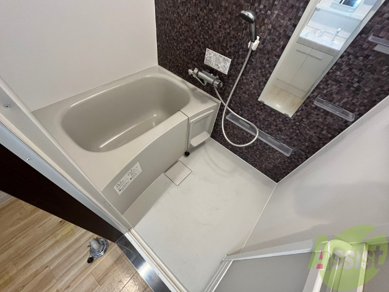 バス・シャワールーム　お風呂です。ゆっくりお風呂につかるのも体に良いですね～