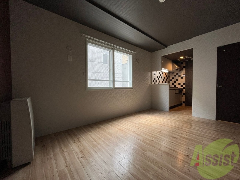 居室・リビング　広くてキレイなお部屋が広がっていて、充実した生活が送れそう。