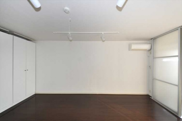 居室・リビング　プラティーノ