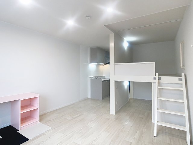 居室・リビング　K号室写真のためサンプル