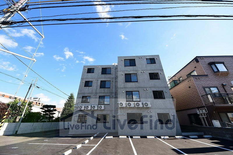 建物外観　東札幌駅徒歩5分の好立地！ガス定額制採用！