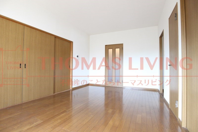 居室・リビング　15帖の広々リビングです。