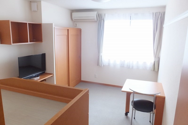 居室・リビング　こちらの物件はMODE不動産なら割引対象の１部屋です。