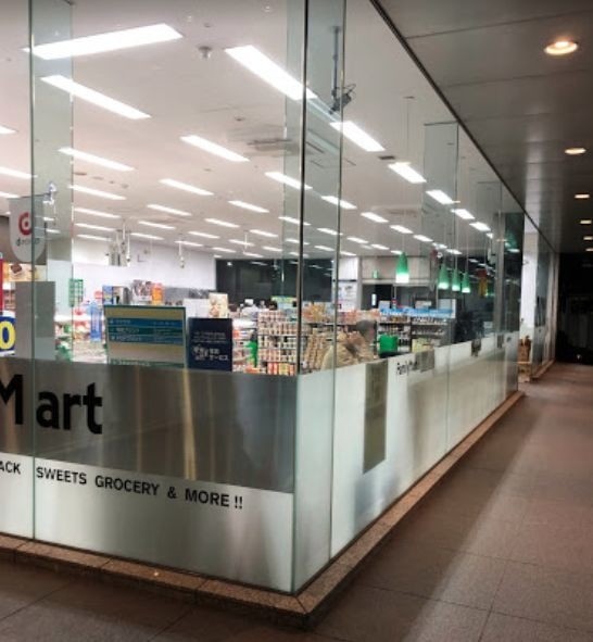 コンビニ　ファミリーマート堂島浜店（コンビニ）まで248m