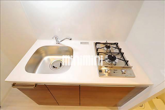 キッチン　二口コンロのキッチンです。