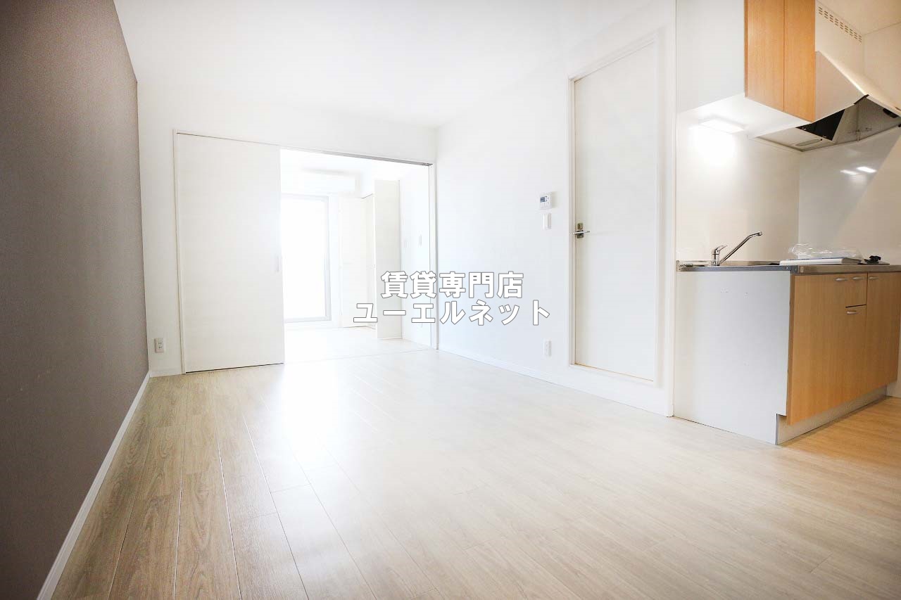 居室・リビング　ゆったりとくつろげる、落ち着きのある居室空間です