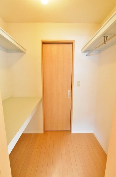 収納　★ウォークインクローゼット★