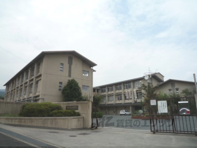 中学校　長岡第四中学校（中学校）まで1500m