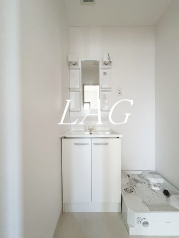 洗面設備　洗面台です。