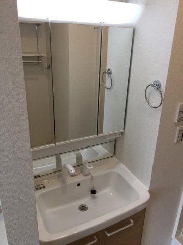 洗面設備　洗面所です