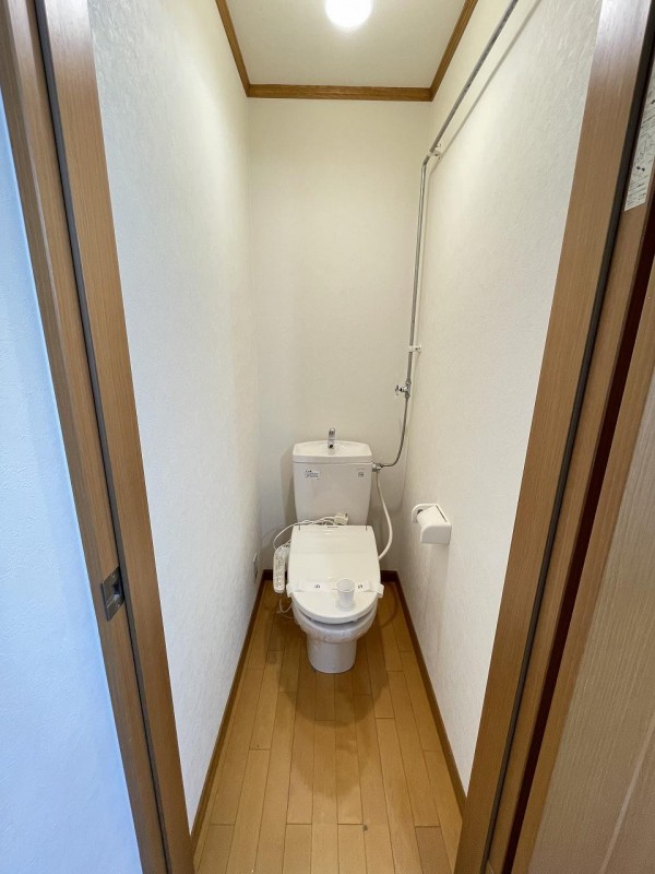 トイレ　トイレ