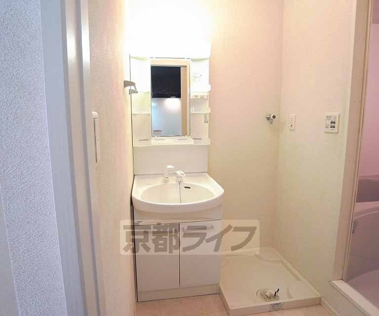 洗面設備　独立洗面台・シャンプードレッサーですよ。